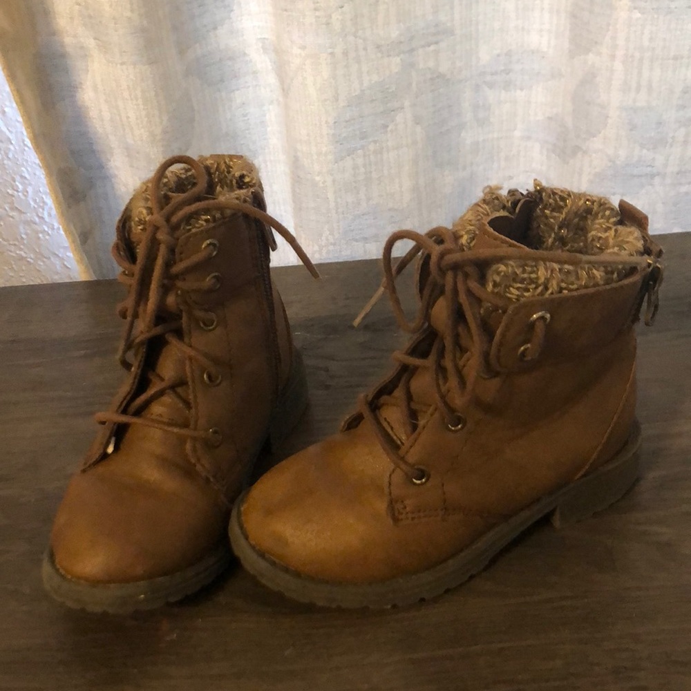 Toddler size 8 ankle boots
